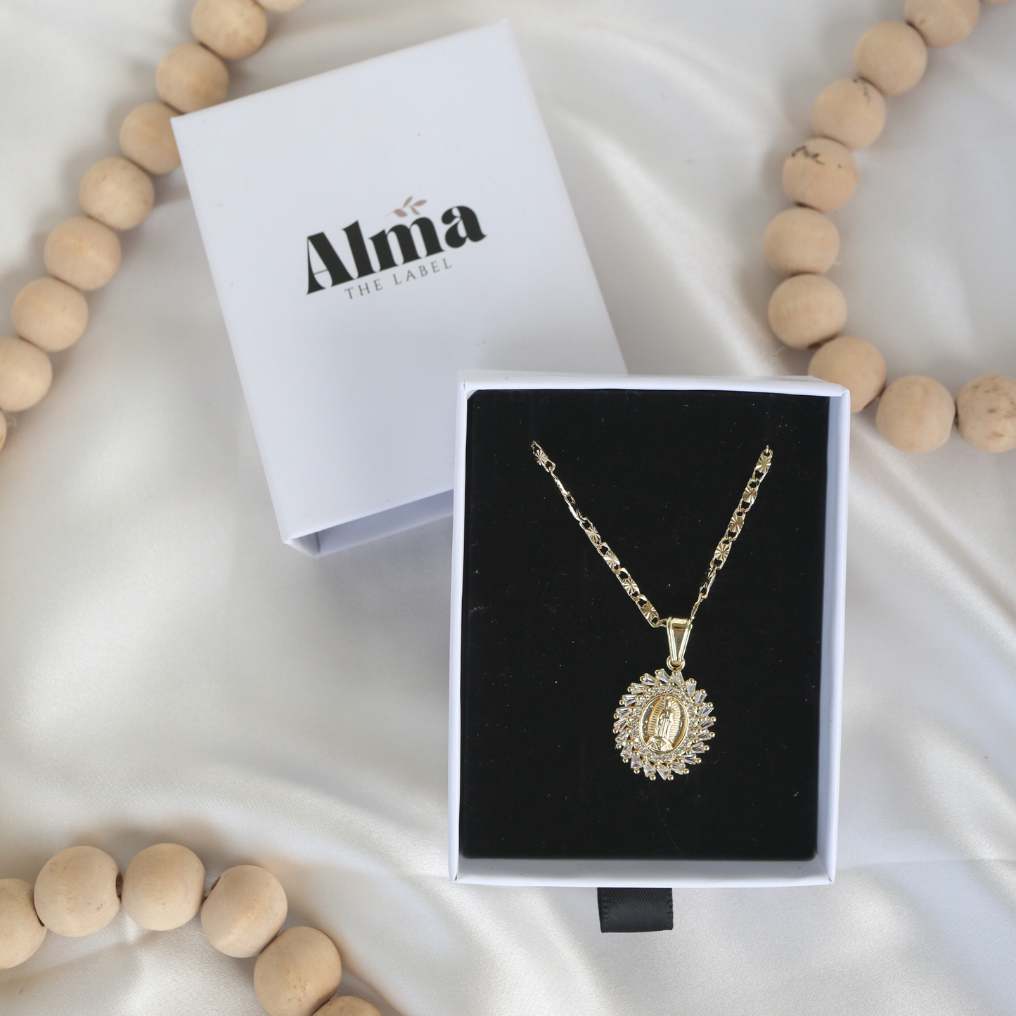 Elizabeth Virgin Mary Pendant Necklace