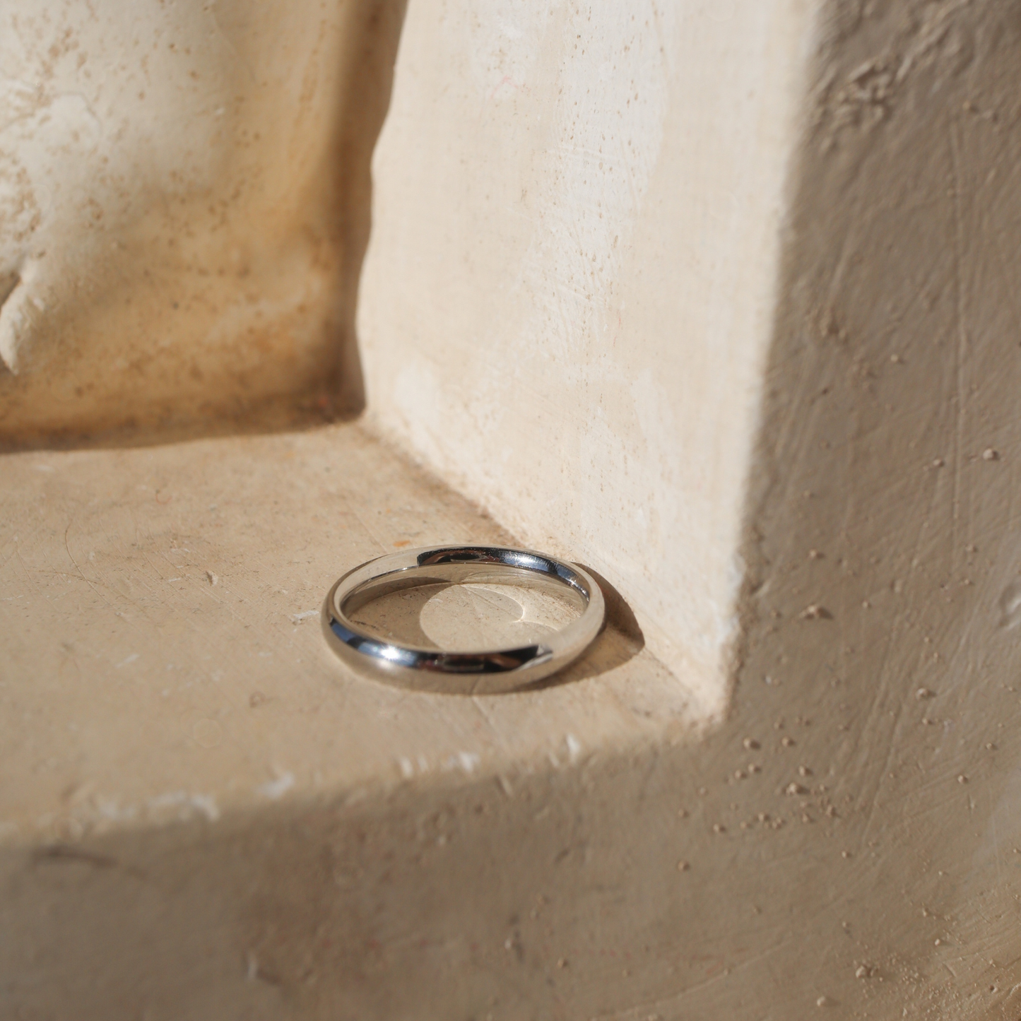 "I am basic" Simple Band ring