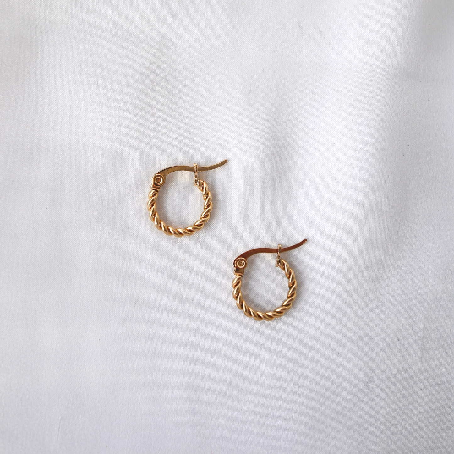 Mini Vaquera Hoops