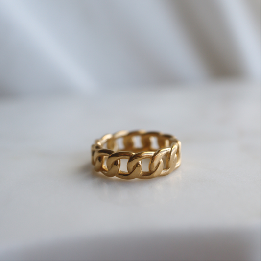 Link Gold Ring